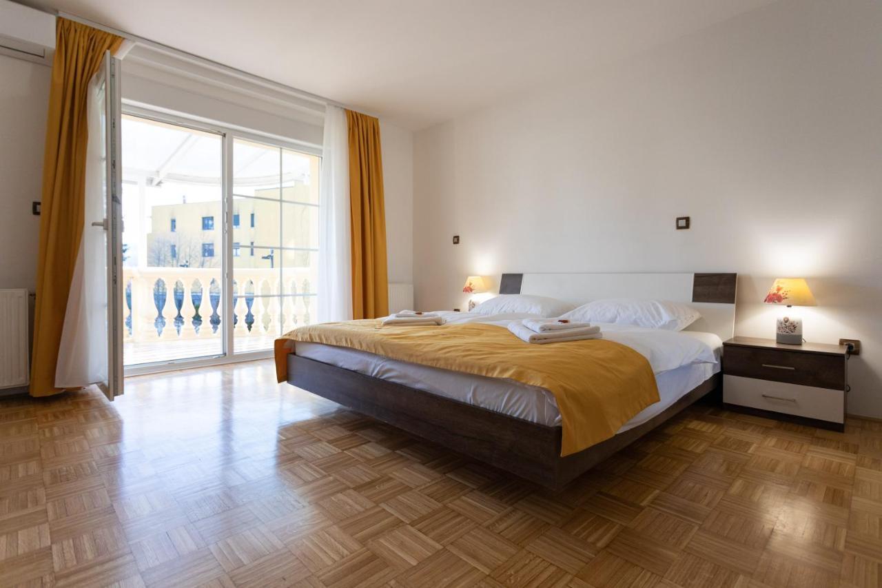 Apartments And Rooms Rubina Liubliana Exterior foto