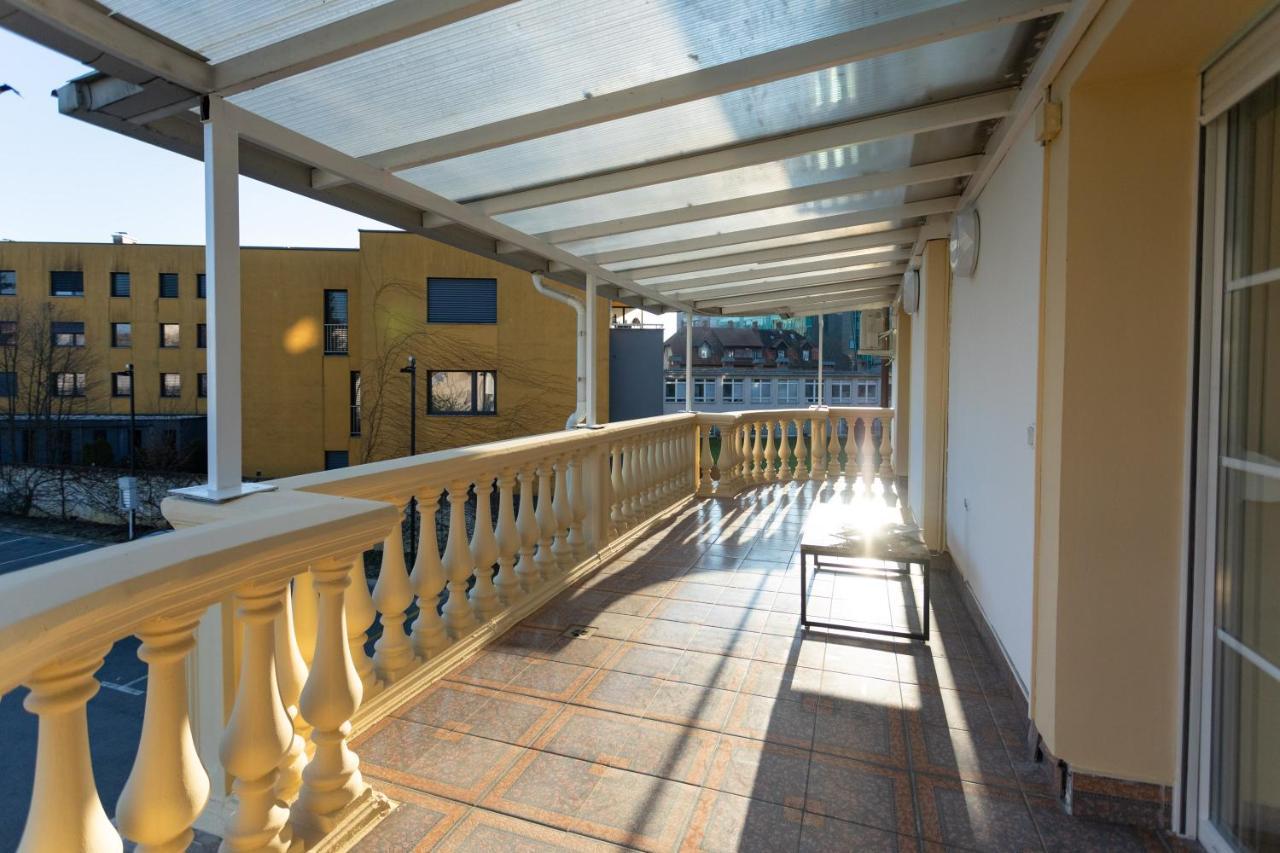 Apartments And Rooms Rubina Liubliana Exterior foto