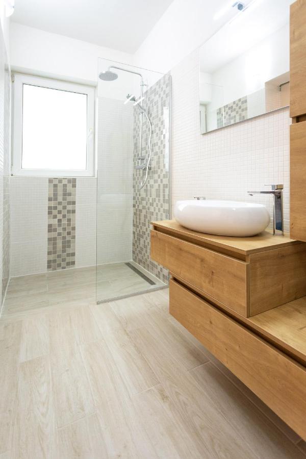 Apartments And Rooms Rubina Liubliana Exterior foto