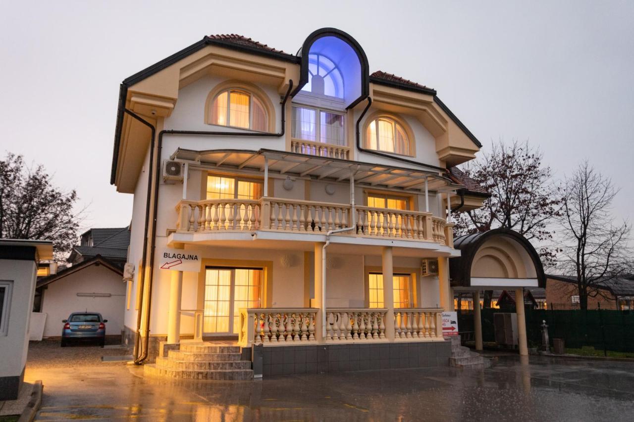 Apartments And Rooms Rubina Liubliana Exterior foto